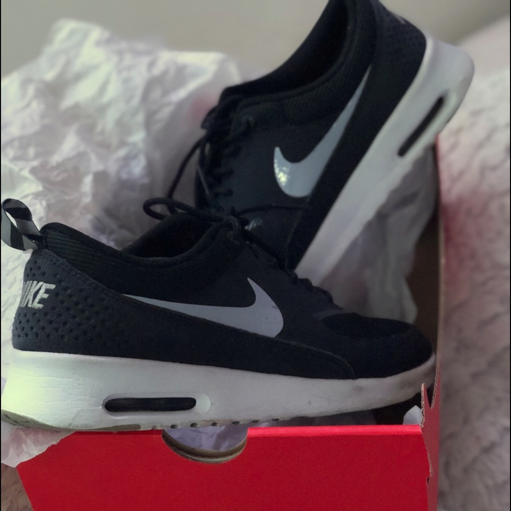 WMNS NIKE AIR MAX THEA